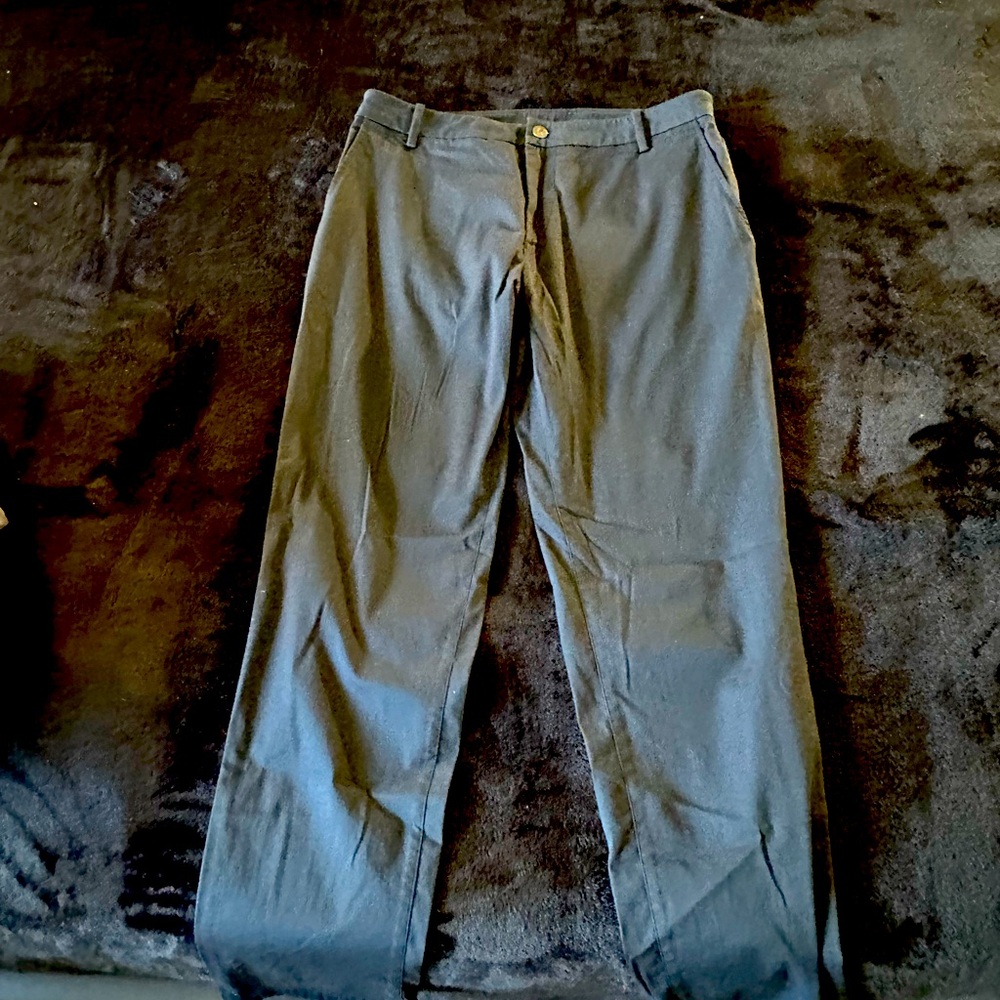 Birddog men’s pants. Kevin buffets. 32 X 30.
